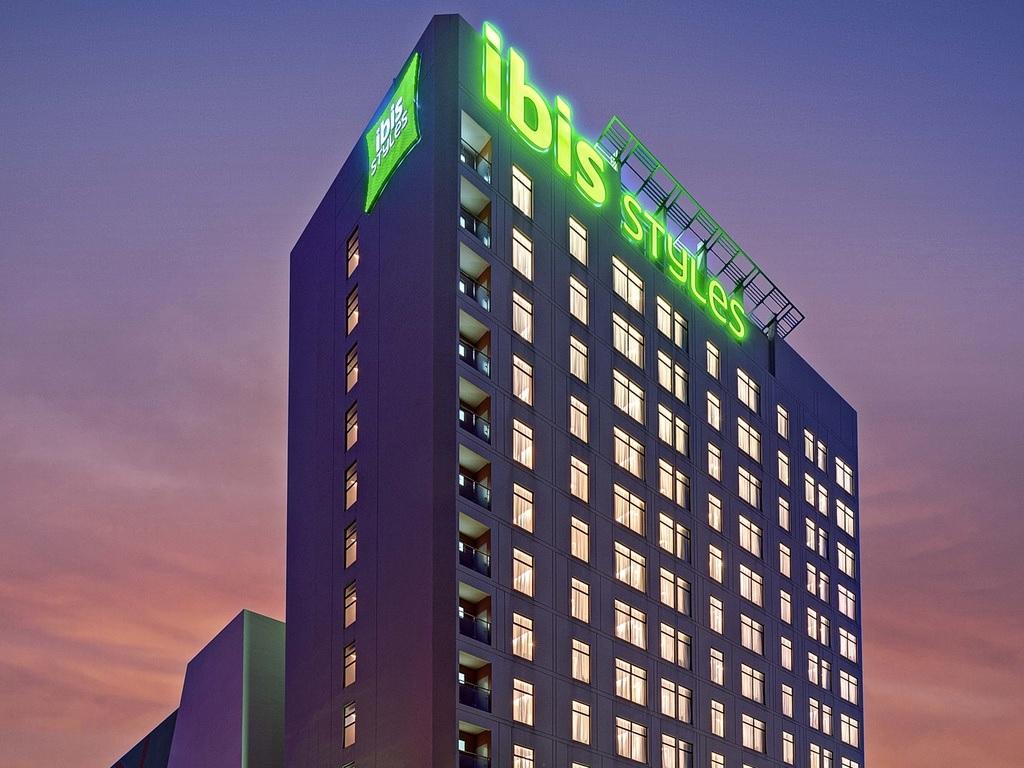 Ibis Styles Johor Iskandar Puteri Hotel Джохор Бахру Екстериор снимка