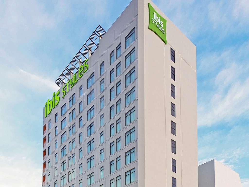 Ibis Styles Johor Iskandar Puteri Hotel Джохор Бахру Екстериор снимка